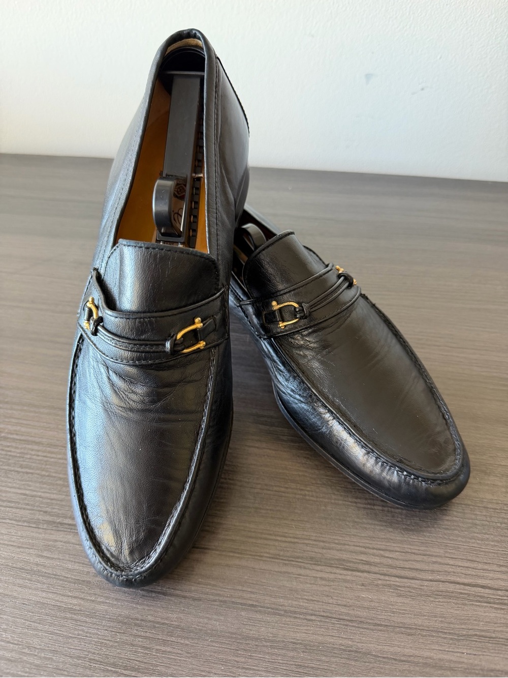 Authentic Gucci Mens Blck Leather Horsebit Loafers Made in Italy Classic Size 43